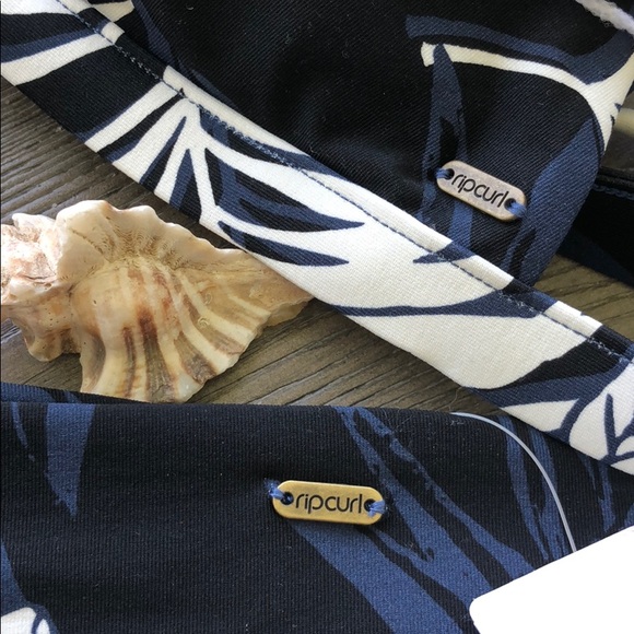 🌴🌼RIP CURL- HACRENDA HIGH WAISTED BIKINI SET🌼🌴 - Picture 10 of 10